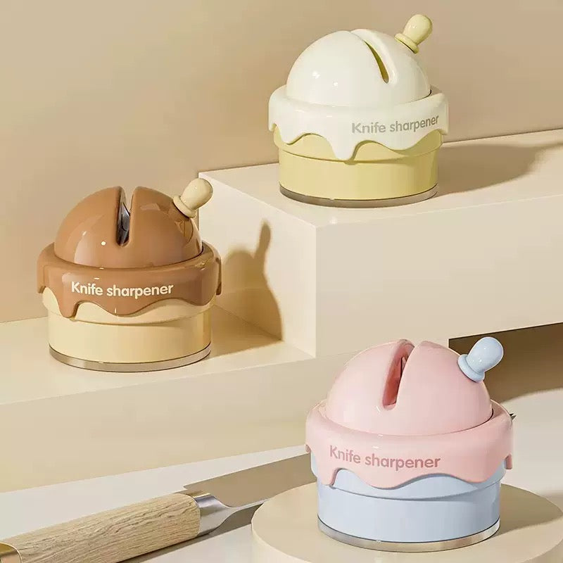 Cupcake Design Cute Kinfe Sharpner
