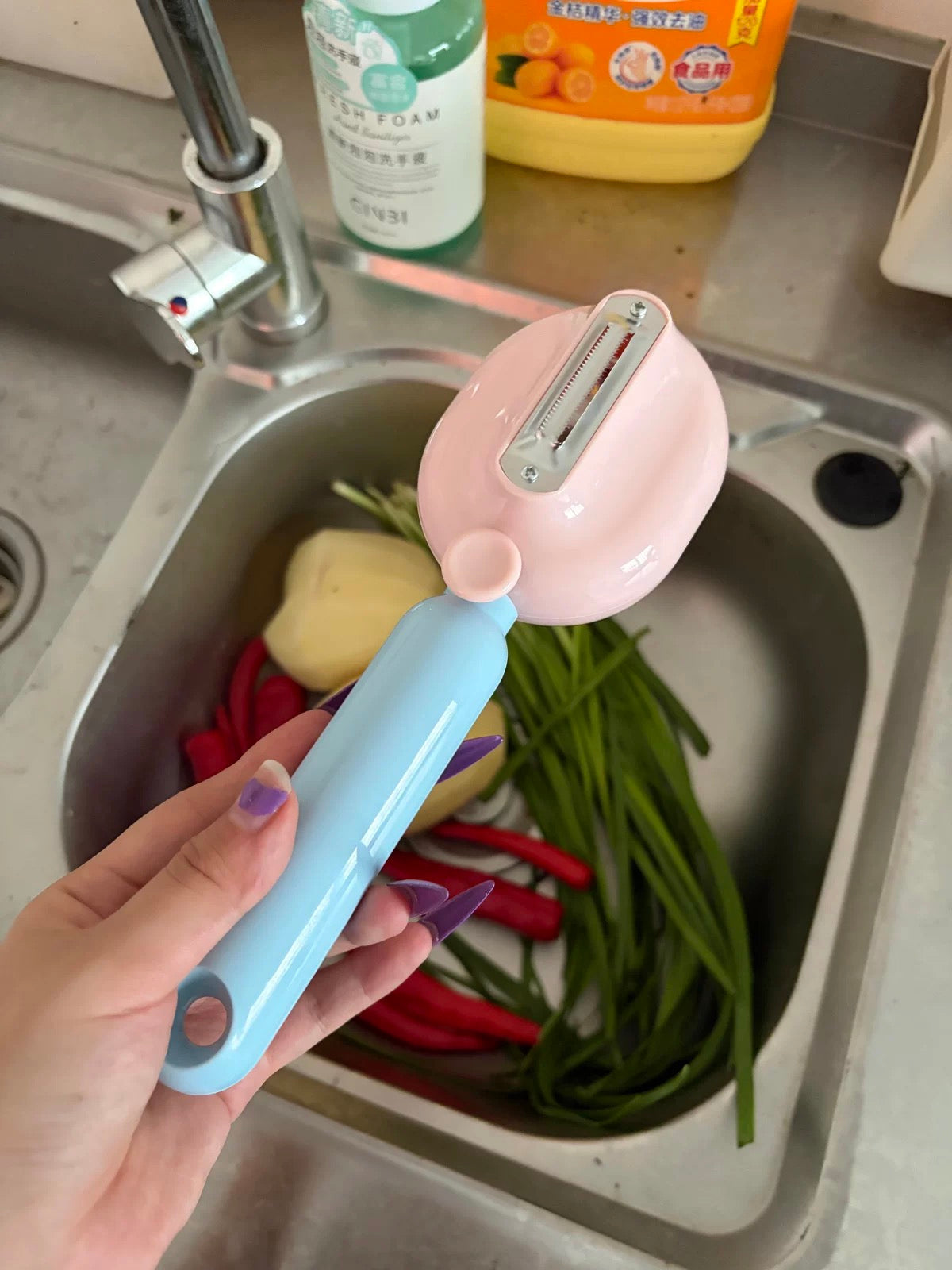 Cute Vegitable Peeler.